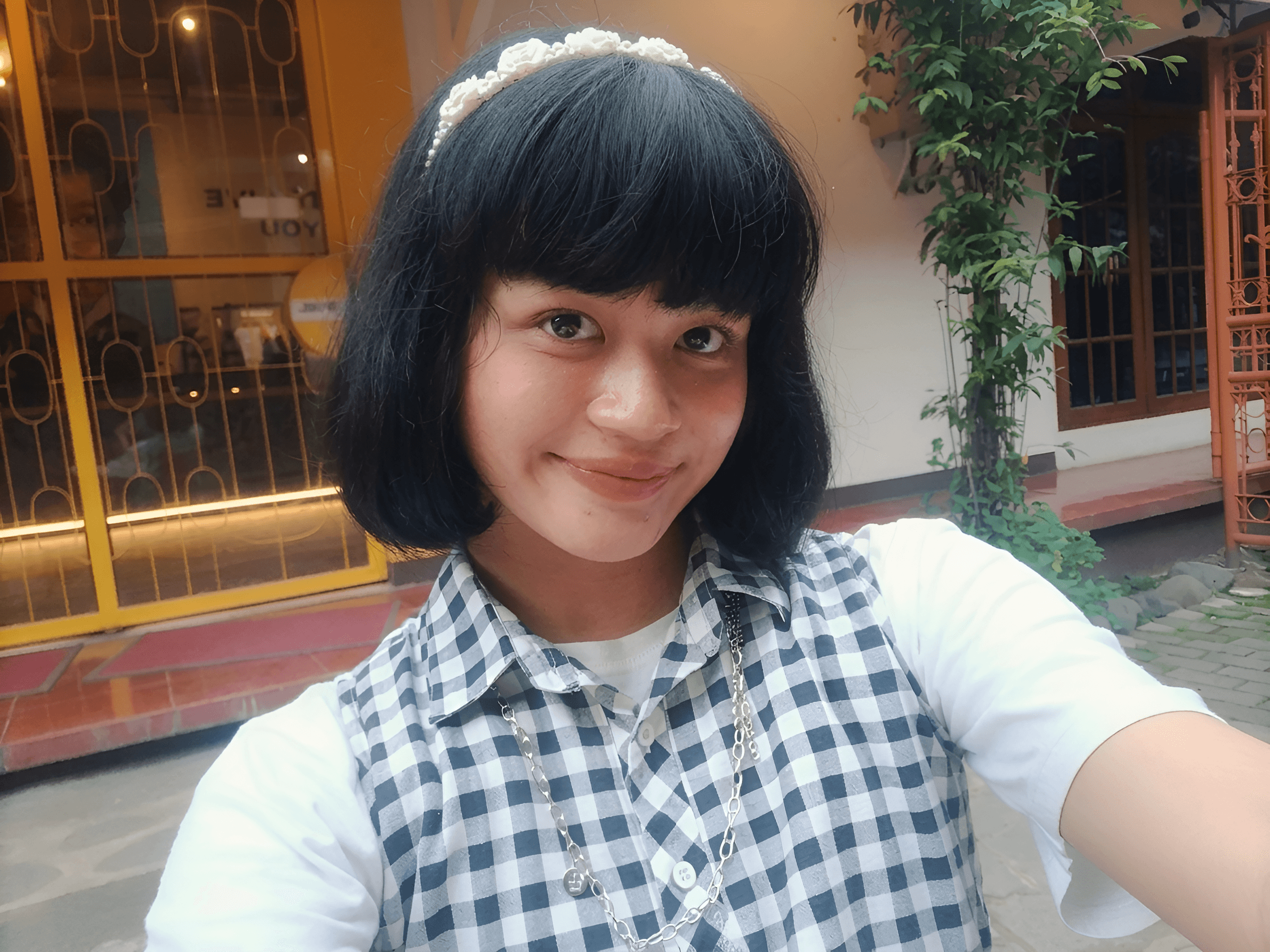 Enhance Selfie Portrait Detail with AI - BgRemovit Image Upscaler