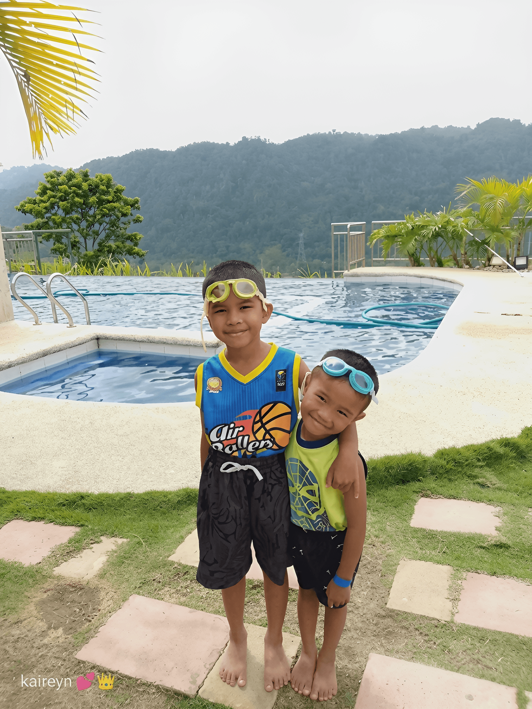 From Blurry Snapshot to Vivid Memory: AI Enhances Poolside Joy