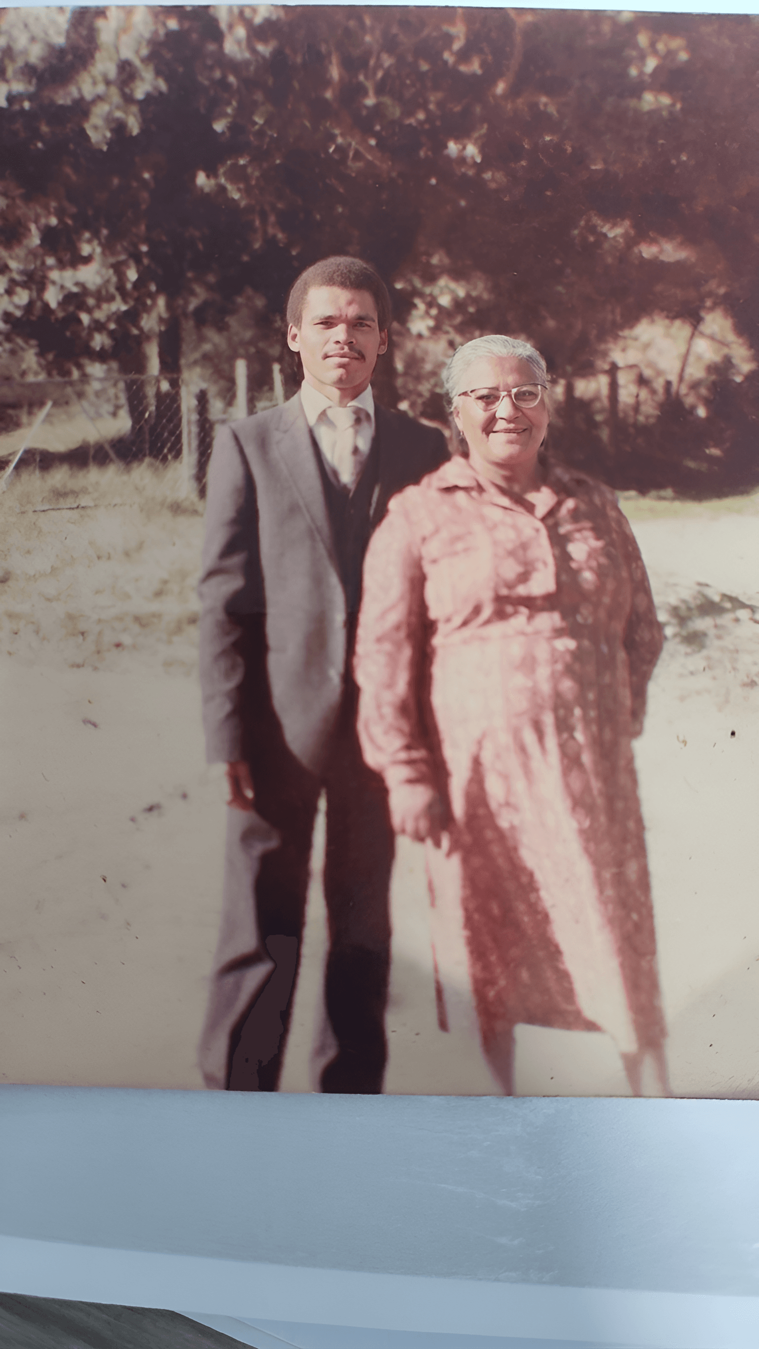 Enhance Old Family Photo: Sharpen & Restore Vintage Memories