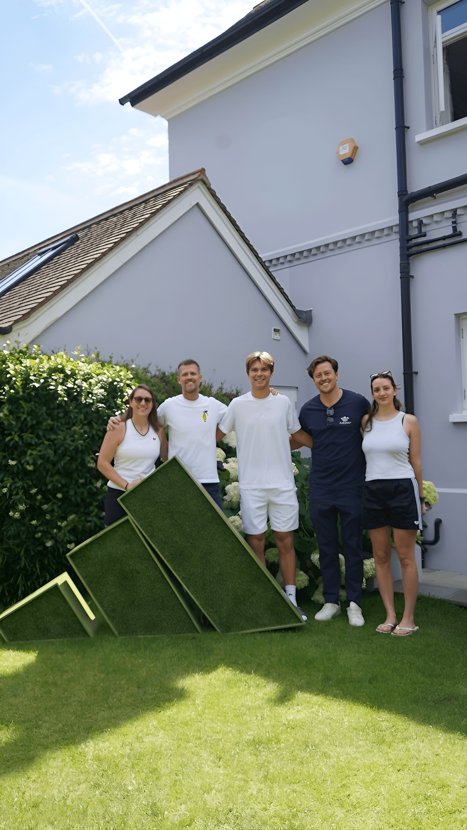 AI Image Enhancer for Group Photos | BgRemovit