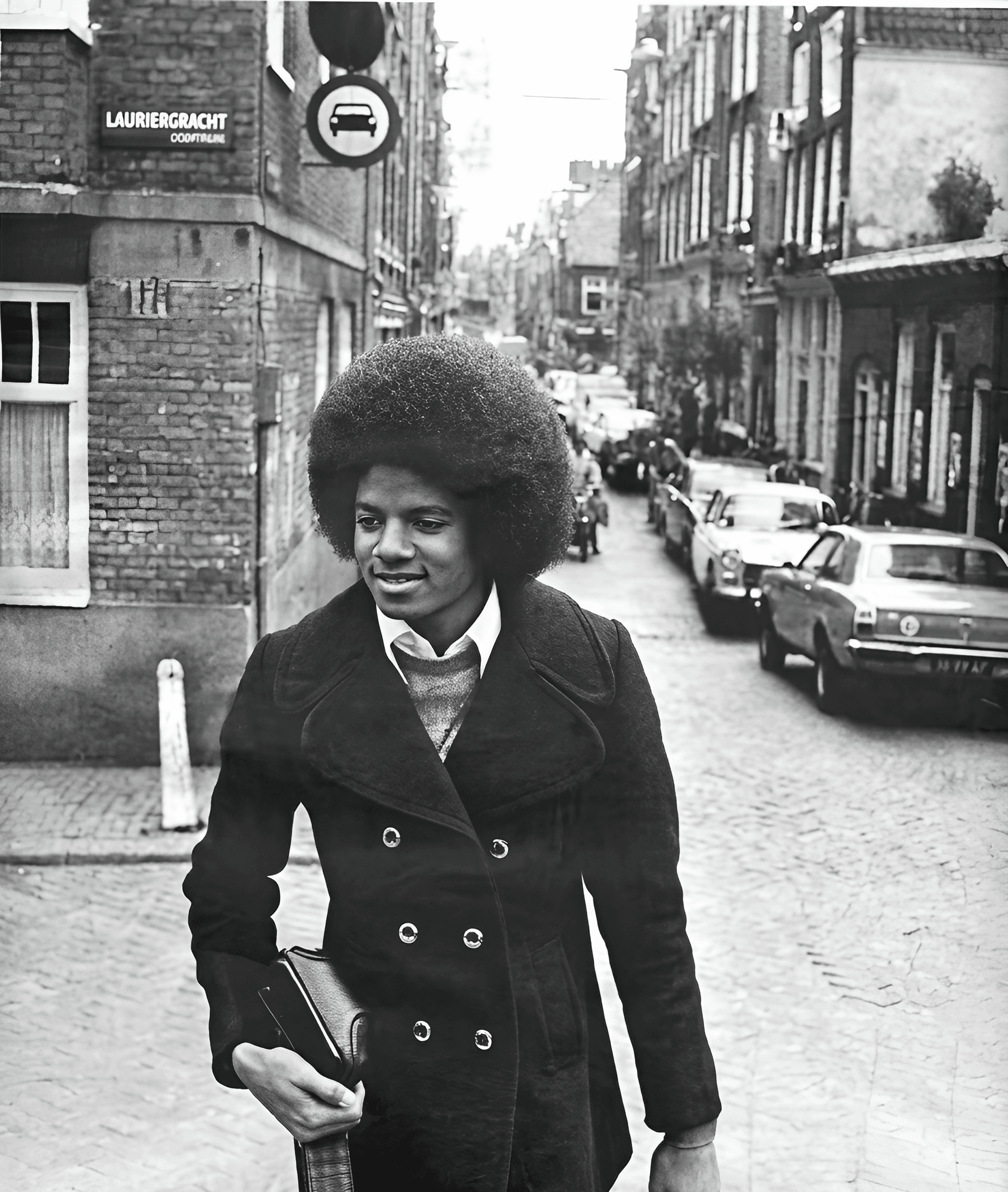 AI Enhances Vintage Michael Jackson Photo | BgRemovit