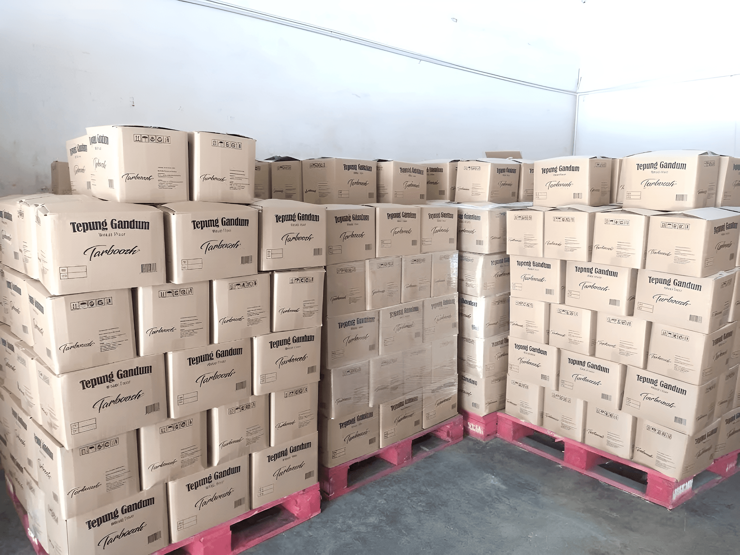 Crystal Clear Product Details from Blurry Warehouse Photos