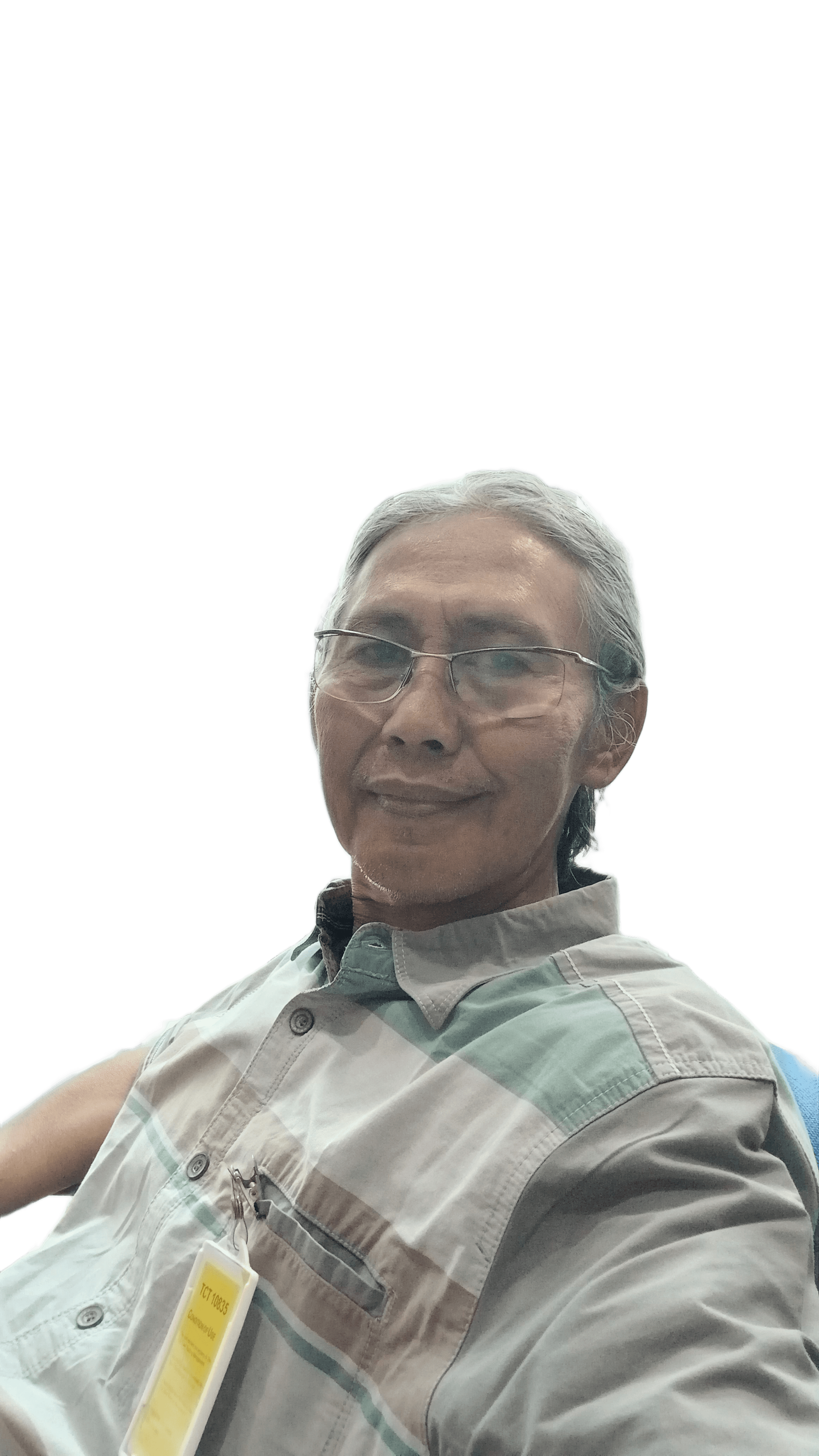AI Background Removal: Man in Glasses from Office Setting