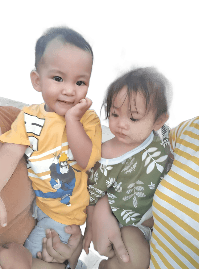 Remove Background from Two Toddlers Outdoor Photo – BgRemovit AI