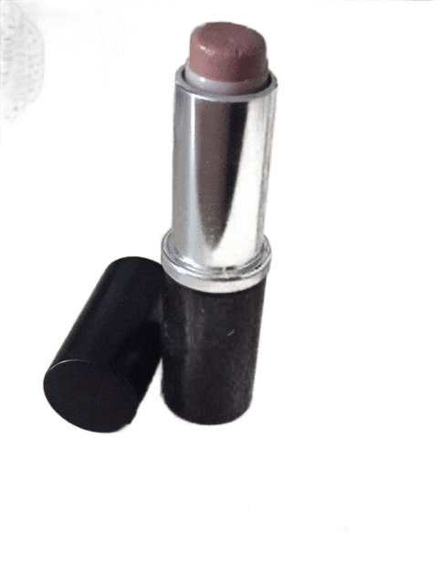 Flawless Background Removal for Your Beauty Product Photos