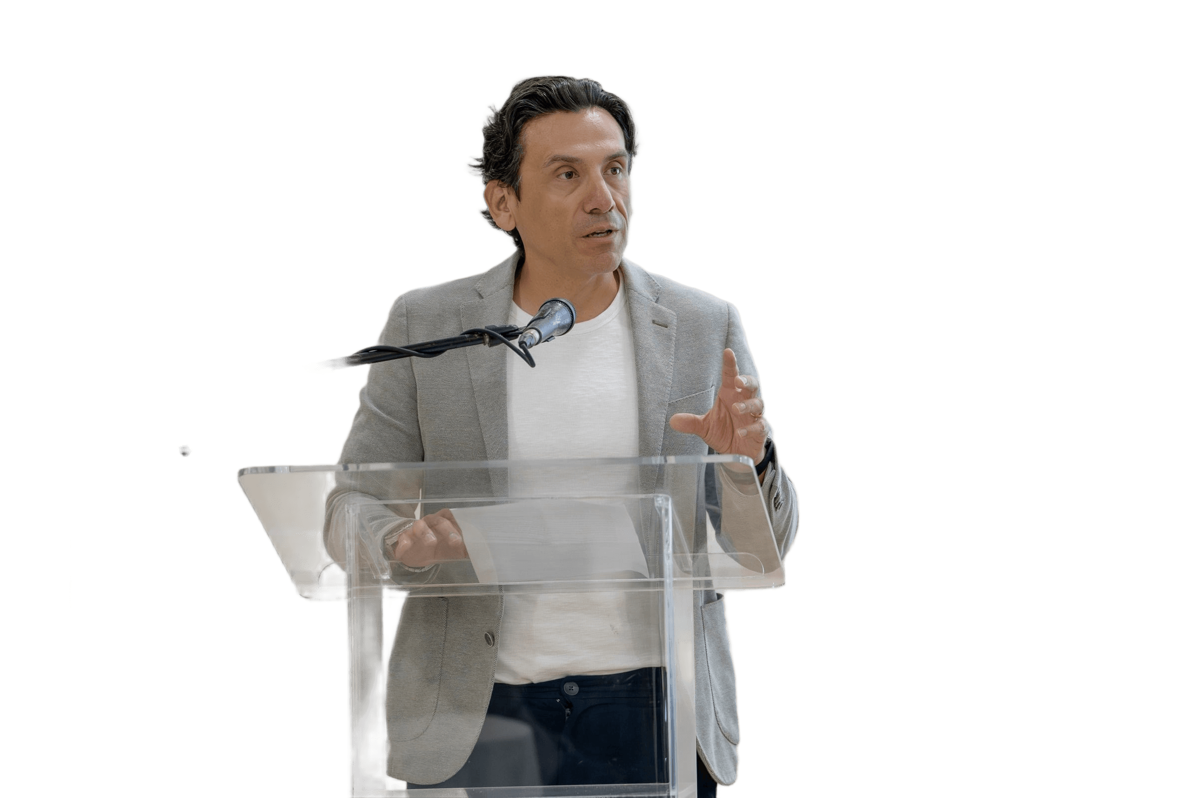 Remove Background from Speaker Photo at Podium | BgRemovit AI