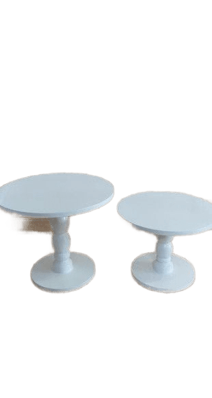 Remove Background from White Pedestal Stands | BgRemovit AI