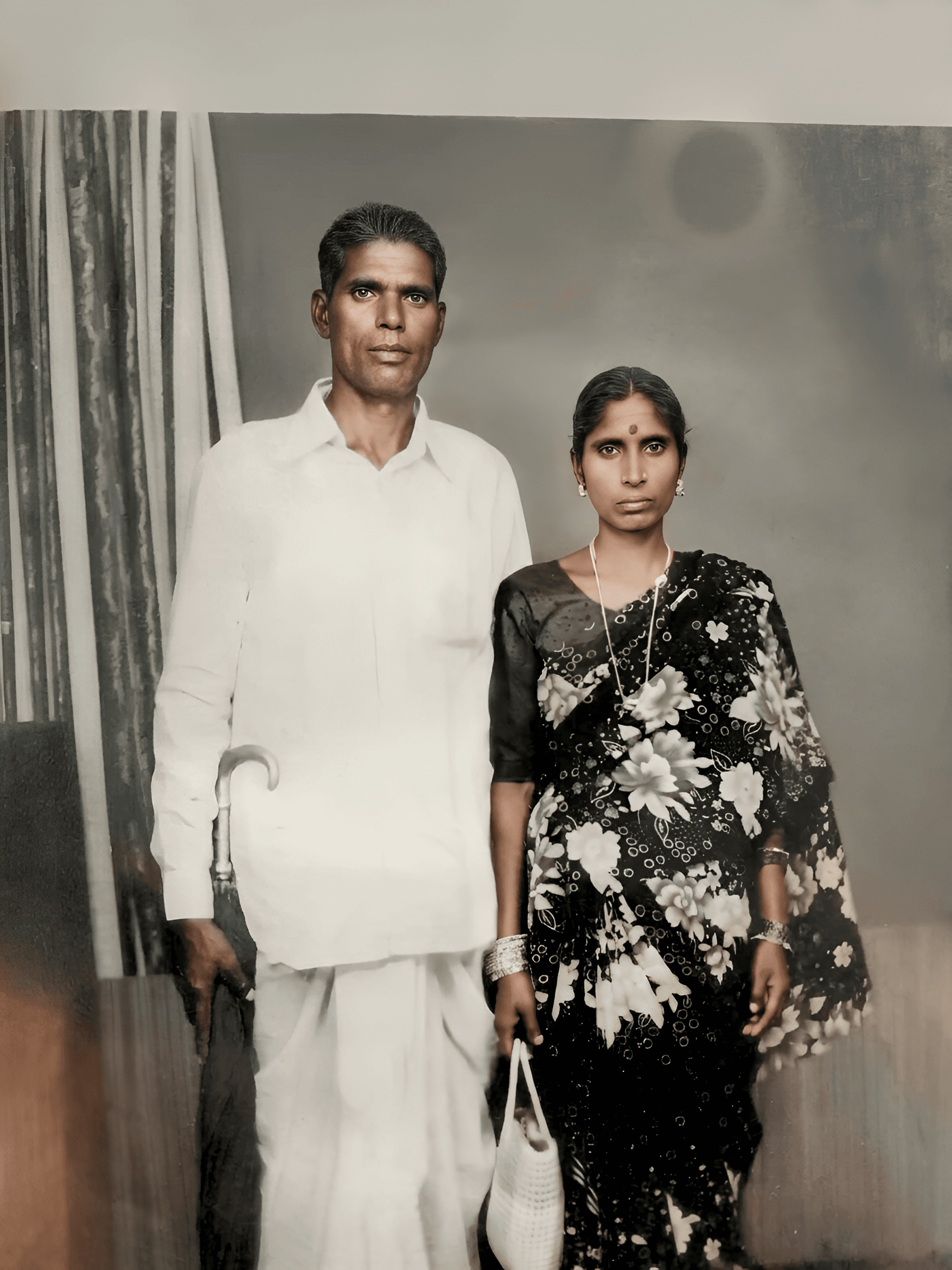 AI Photo Restoration: Enhance Old Damaged Portraits